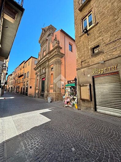 Appartamento in vendita in Corso Italia, Viterbo