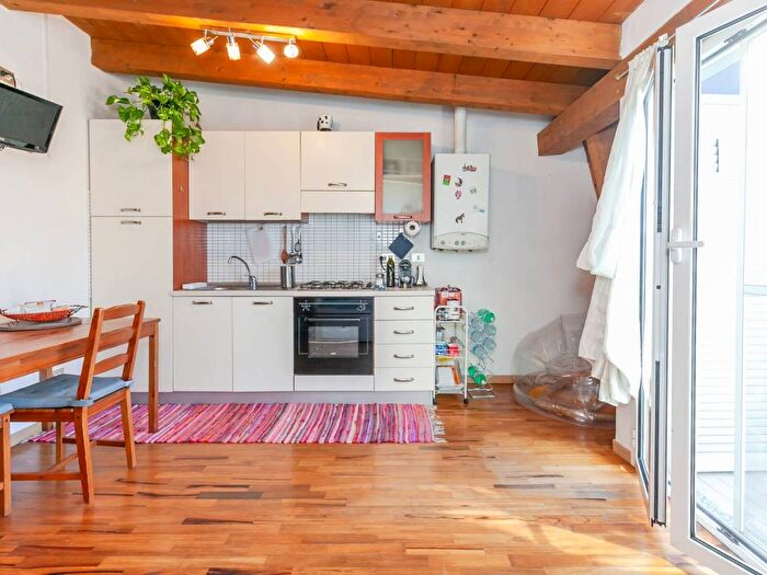 Appartamento bilocale in affitto in Via Giuseppe Sirtori, Porta Venezia, Milano