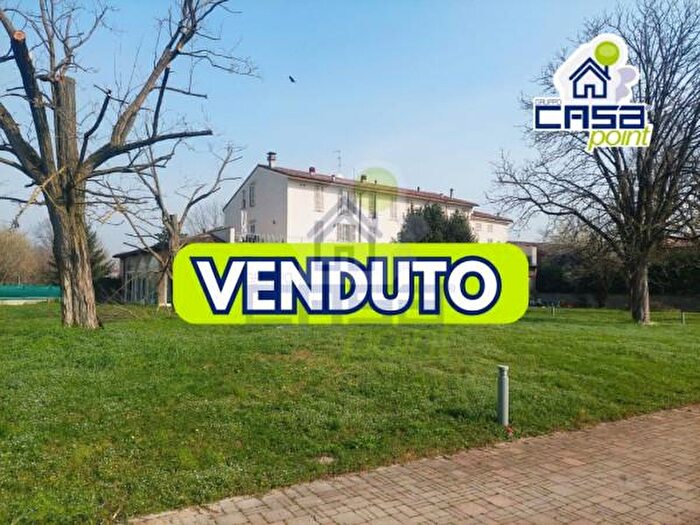 Appartamento trilocale in vendita in Via Rapari Pallavicino, Castelvetro Piacentino