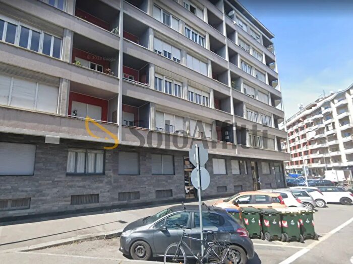 Appartamento trilocale in affitto in Torino