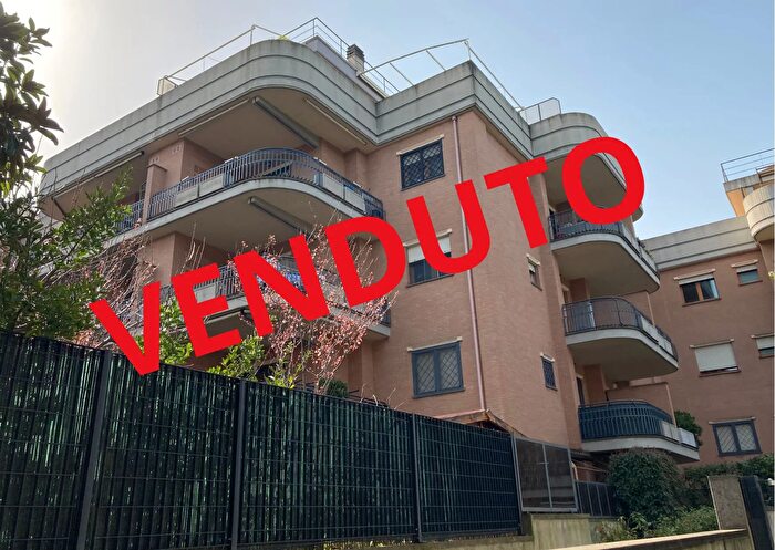 Appartamento bilocale in vendita in Via Eugenio Maccagnani, Roma