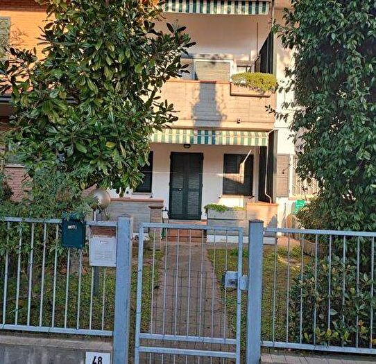 Appartamento trilocale in affitto in Via Pinarella, Centro, Cervia