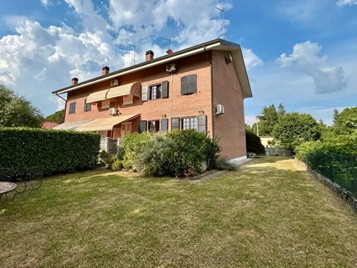 Casa con 5 locali in vendita in Via Generale Zucchi, Udine