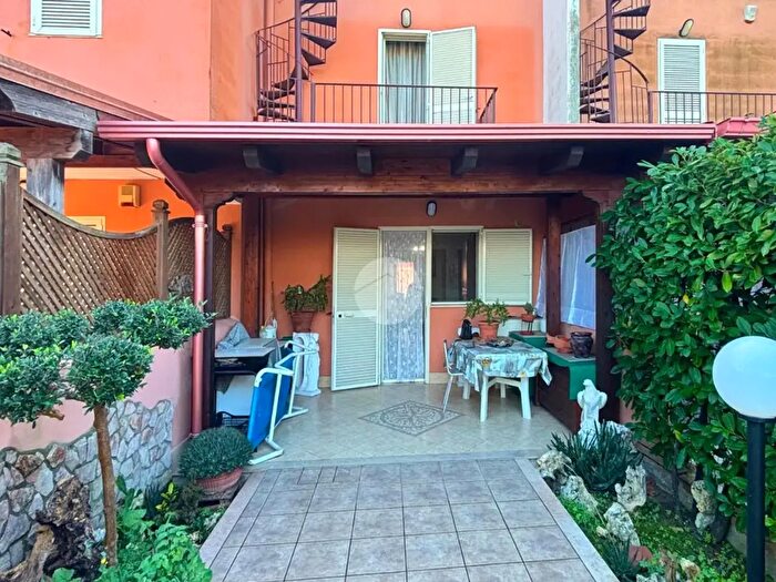 Appartamento con 5 locali in vendita in Contrada Sciali degli Zingari, Manfredonia