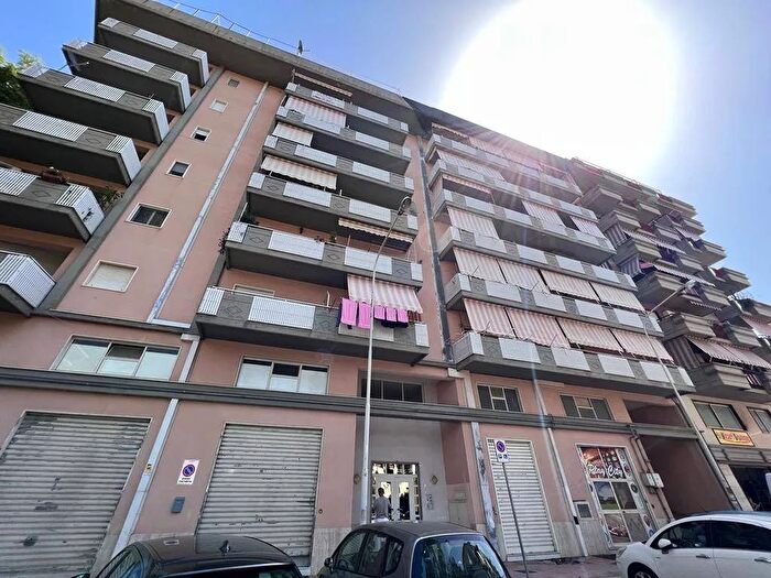 Appartamento quadrilocale in vendita in Via Ruggero Settimo Caltanissetta, Caltanissetta