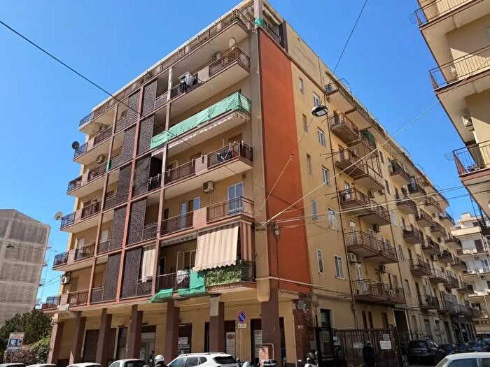 Appartamento trilocale in vendita in Viale Zecchino, Siracusa