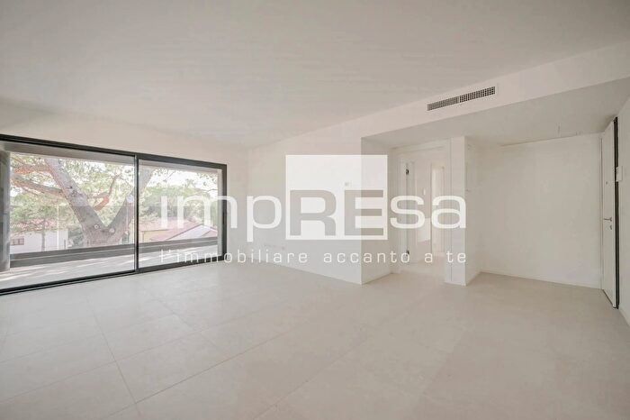 Appartamento trilocale in vendita in Lignano Pineta, Lignano Sabbiadoro