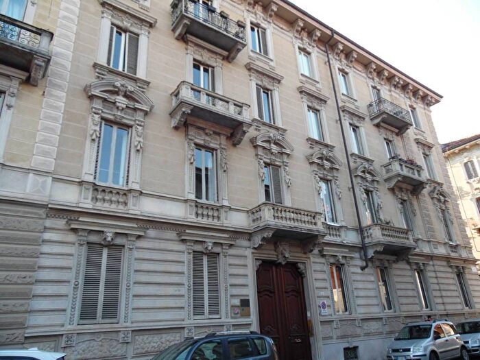 Casa bilocale in affitto in Via Michele Schina, San Donato, Torino