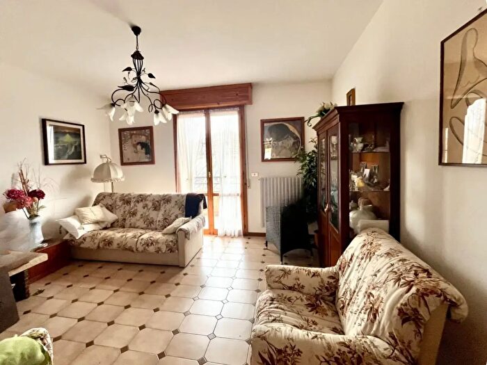 Appartamento trilocale in vendita in Via dellArca, Rimini