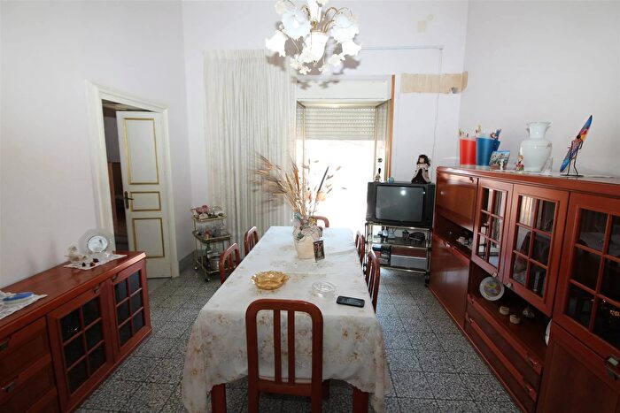 Appartamento con 5 locali in vendita in XX Settembre, Lentini