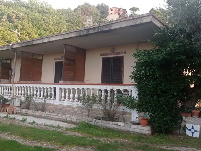 Casa quadrilocale in vendita in Via Campanina Snc, Agropoli