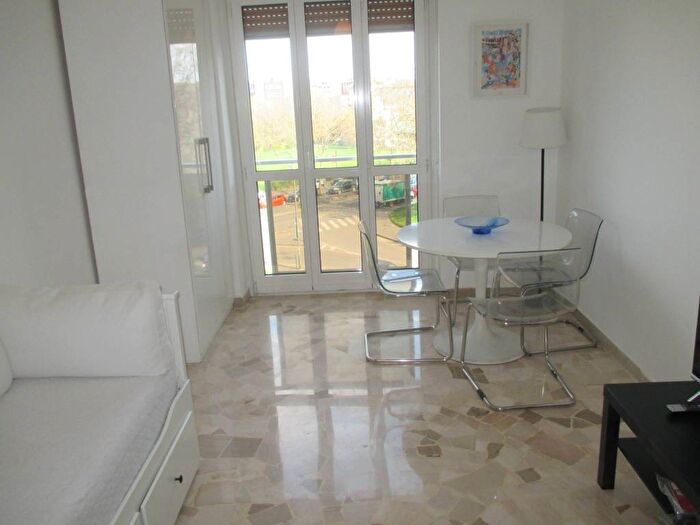 Appartamento bilocale in affitto in Via Alfonso Capecelatro, San Siro, Milano