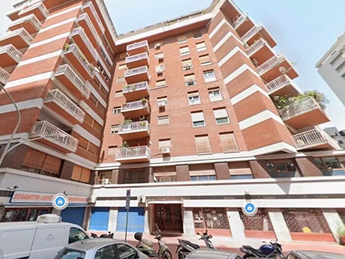 Appartamento con 5 locali in vendita in Via Antonio Crescenzio, Palermo