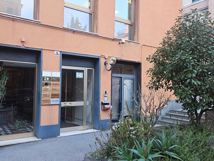 Appartamento con 5 locali in affitto in Via Giacomo Pedemonte, Sampierdarena, Genova