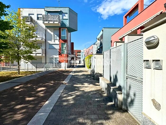 Appartamento monolocale in vendita in Via Giosuè Carducci, Cologno Monzese