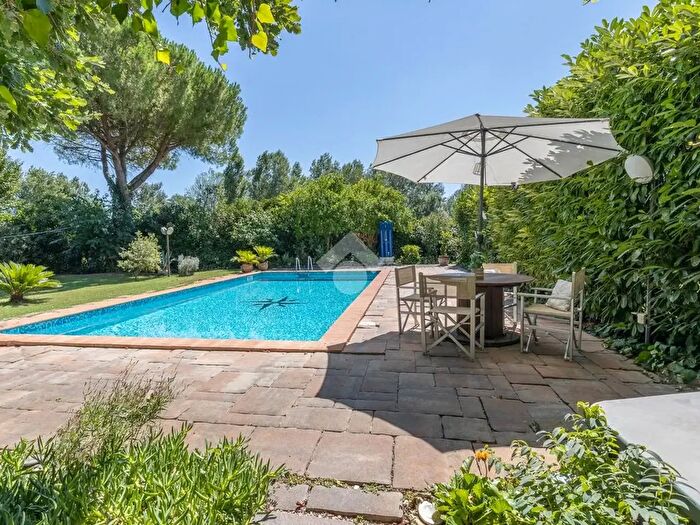 Casa con 12 locali in vendita in Via Scolo Pignatta, Ravenna