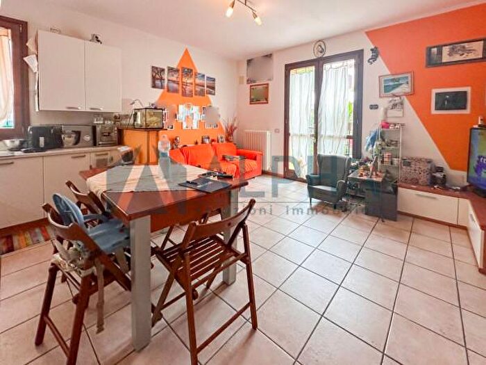 Appartamento quadrilocale in vendita in Via Roma, Casola Valsenio