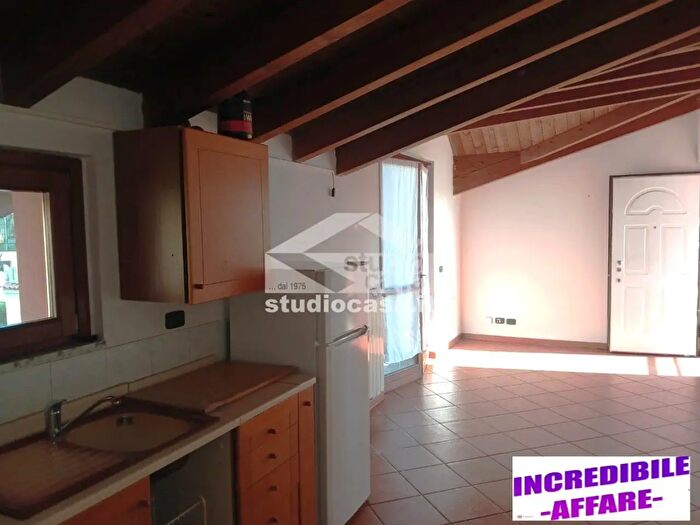 Appartamento monolocale in vendita in Via Chignola Bassa, Torre Boldone