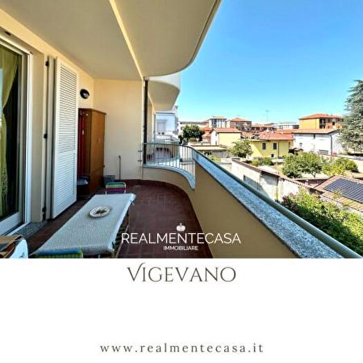 Appartamento bilocale in vendita in Viale dei Mille, Vigevano