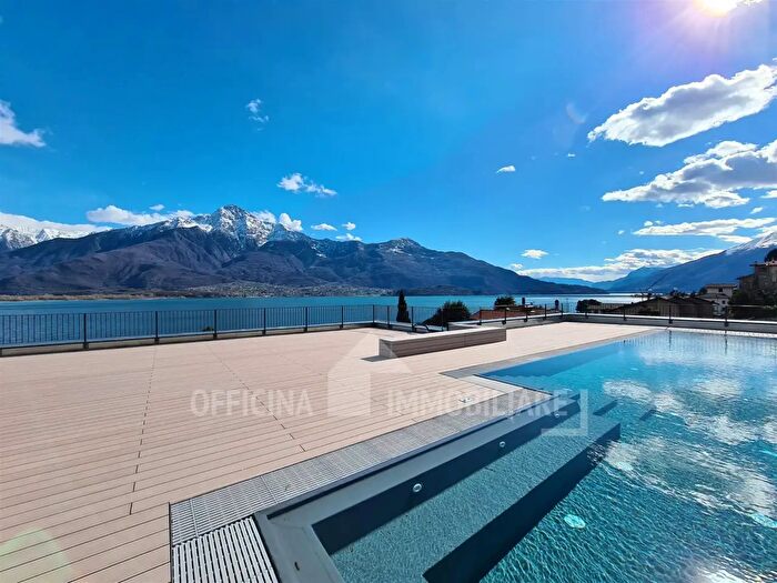 Appartamento trilocale in vendita in Via Cinque Case, Gera Lario