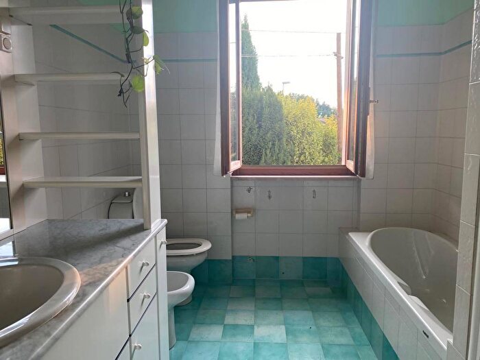 Appartamento trilocale in affitto in Via San Rocco, Cenate Sotto