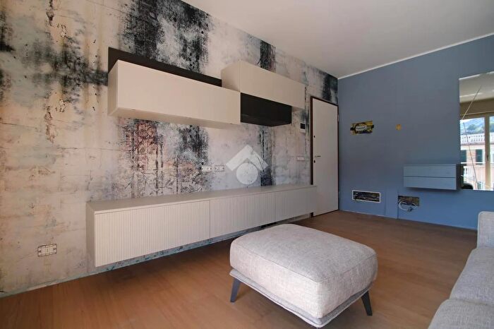 Appartamento quadrilocale in vendita in Via Parma, Chiavari