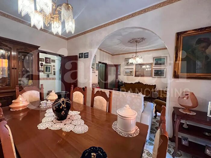 Appartamento quadrilocale in vendita in Viale Scala Greca, Siracusa