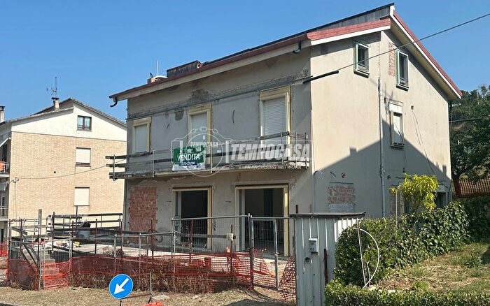 Casa con 5 locali in vendita in Strada Provinciale, Torre San Patrizio