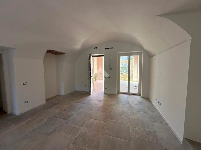 Appartamento trilocale in vendita in Brescia