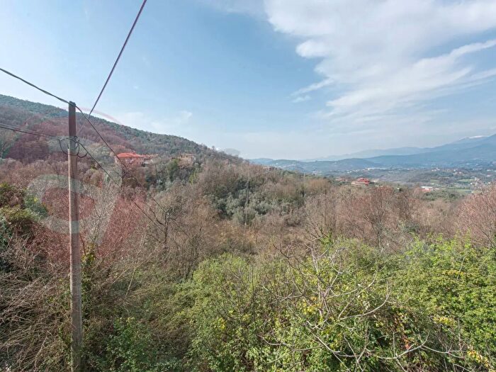 Casa con 14 locali in vendita in Via Casale Snc, Arpino