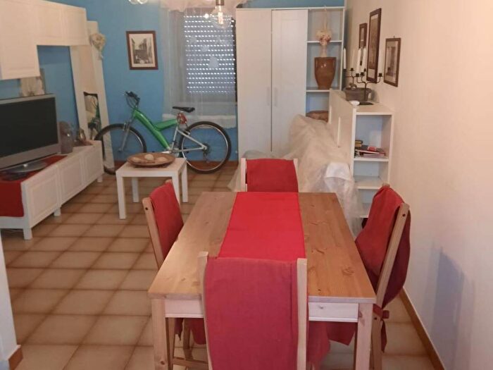 Appartamento trilocale in affitto in Via Antonio Guarasci, Soverato Marina, Soverato