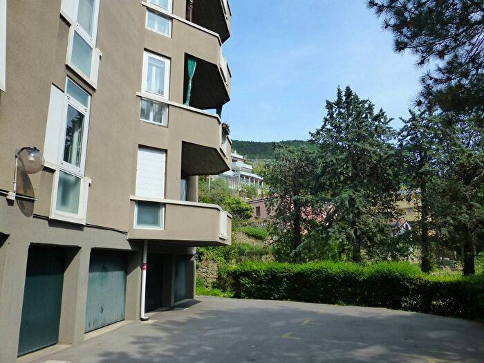 Appartamento quadrilocale in affitto in Salita di Vuardel, San Giovanni, Trieste
