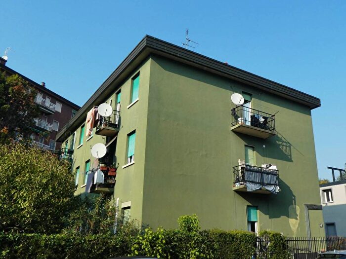 Appartamento bilocale in affitto in Via Valle Anzasca, Baggio, Milano