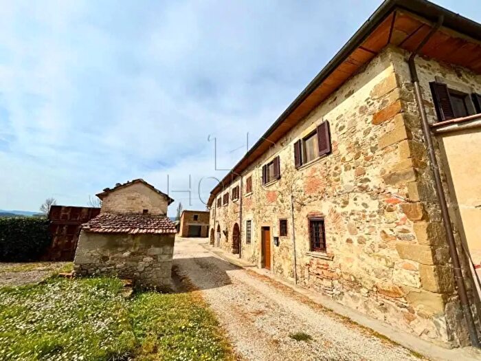 Casa quadrilocale in vendita in Via della Battaglia, Anghiari