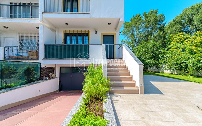 Casa quadrilocale in vendita in Via Giovanni Boccaccio, Trezzano Sul Naviglio