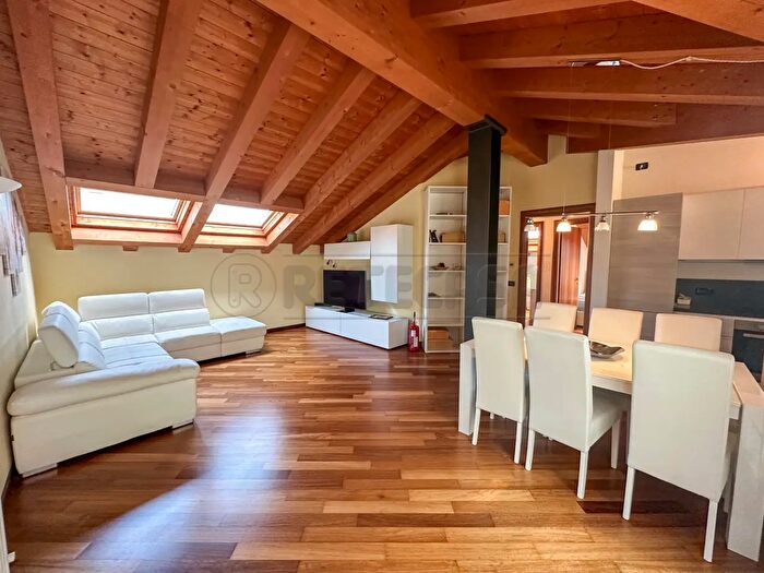 Appartamento con 5 locali in vendita in Via Dante, Palmanova