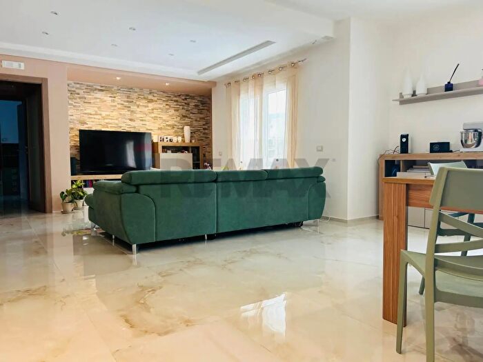 Appartamento con 5 locali in vendita in Via delle Dolomiti, Ragusa