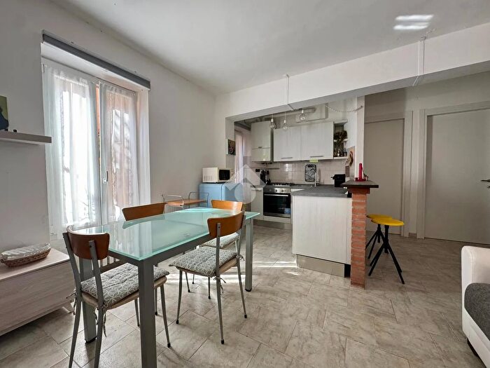 Appartamento trilocale in vendita in Via Privata Genova Bocchi Bianchi, Alassio