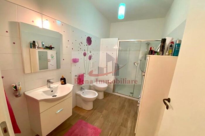 Casa con 10 locali in vendita in Alcamo