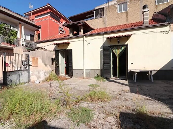 Casa trilocale in vendita in Via Ottobre, Casaluce