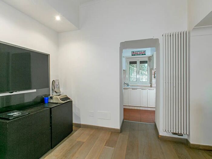 Appartamento trilocale in vendita in Via Vallombrosa, Roma