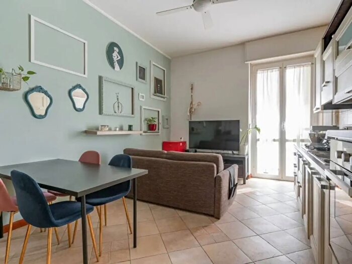 Appartamento bilocale in affitto in Via Elia Lombardini, Milano