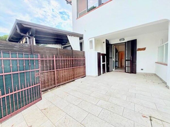 Casa trilocale in vendita in Viale degli Ulivi, Comacchio