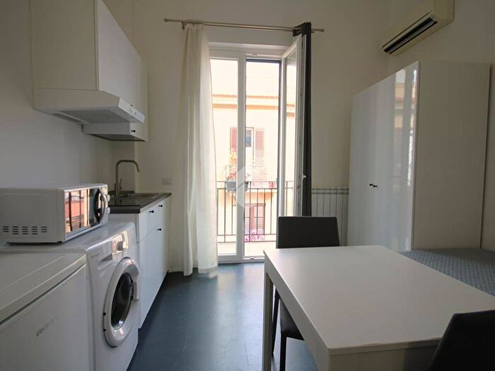 Appartamento monolocale in affitto in Via Terrasanta, Notarbartolo Sciuti, Palermo