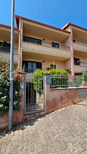 Casa in vendita in Via I Maggio, Montepaone