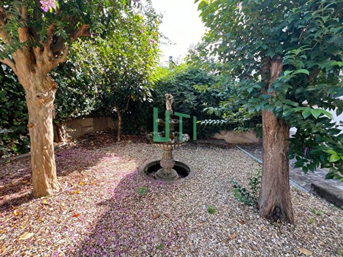 Casa con 6 locali in affitto in Via Domenico Burchiello, Porta Romana, Firenze