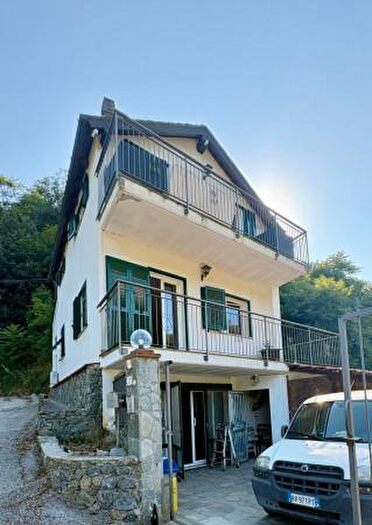 Casa quadrilocale in vendita in Savona