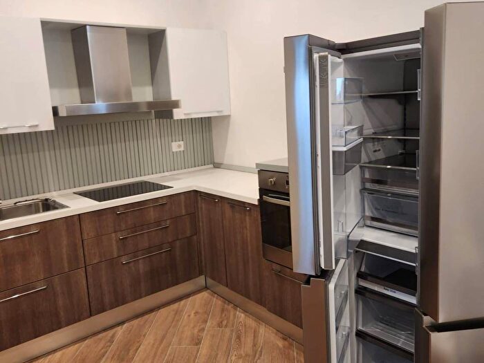 Appartamento bilocale in affitto in Viale Giulio Douhet, Reggia di Caserta, Caserta