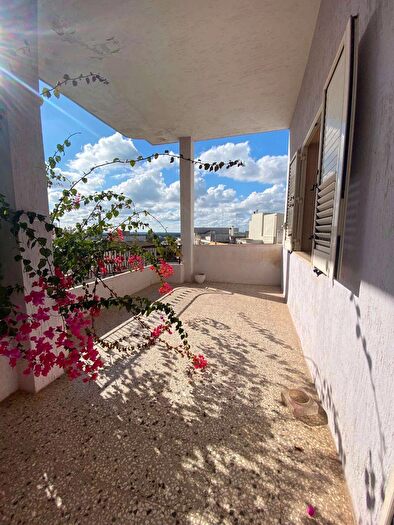 Casa con 7 locali in vendita in Via Bologna, Casarano