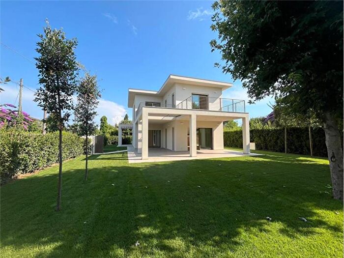 Casa in vendita in Forte Dei Marmi